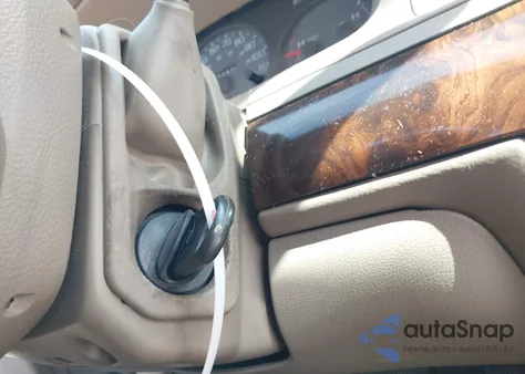 2005 Mercury Grand Marquis Ls/Lse из США, поврежденный, VIN 2MEFM75W75X647927